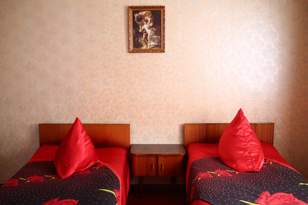 Downtown Guest House Kutaisi Eksteriør bilde
