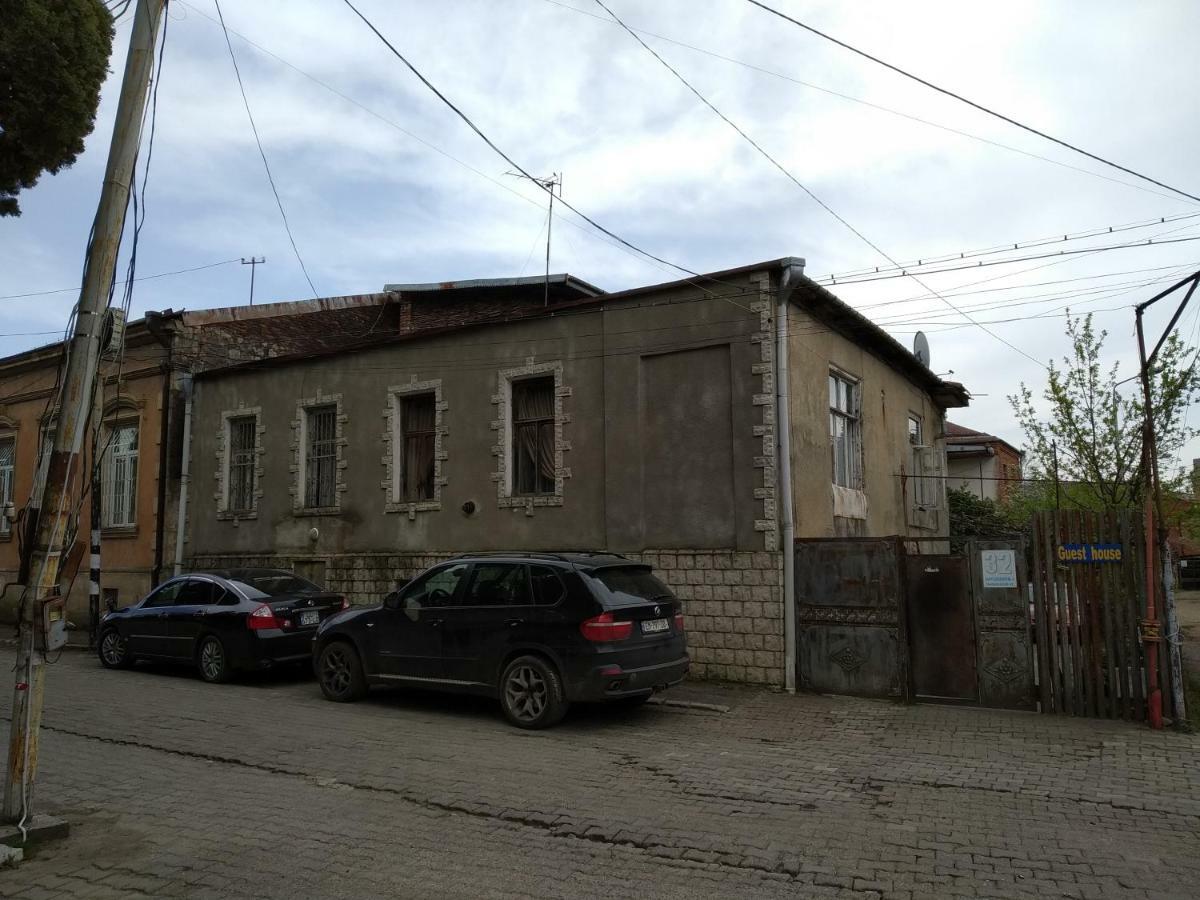 Downtown Guest House Kutaisi Eksteriør bilde